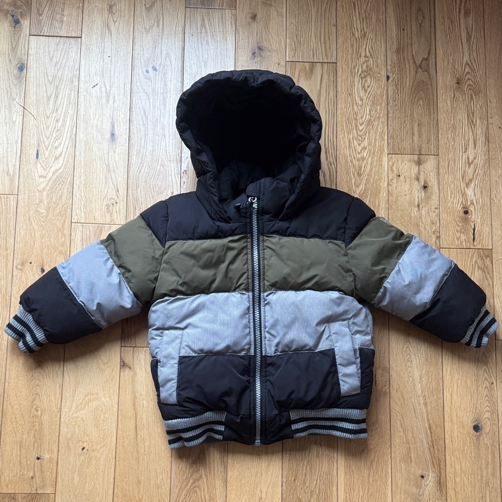 Stylish Black and Olive Puffer Jacket